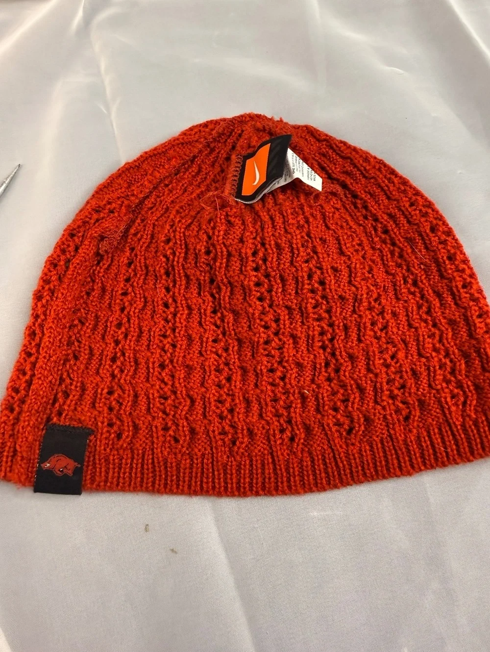 Nike Arkansas Razorbacks Cable Knit Beanie Hat Red OSFA NCAA Hog Logo